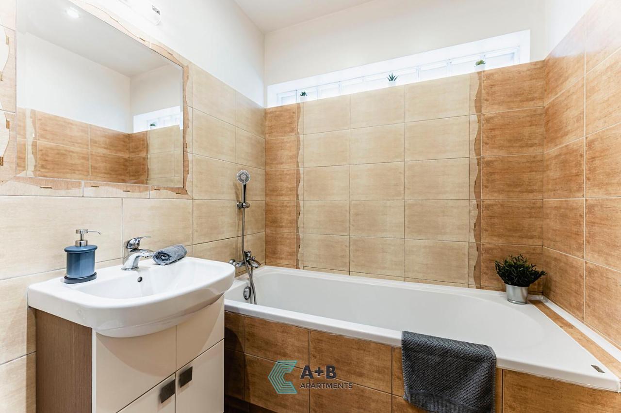 Ferienwohnung Apartament Cicha Typu Superior I Lublin Exterior foto